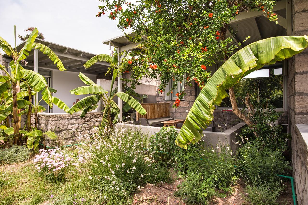 Aparthotel Melagrana à Adámas Extérieur photo