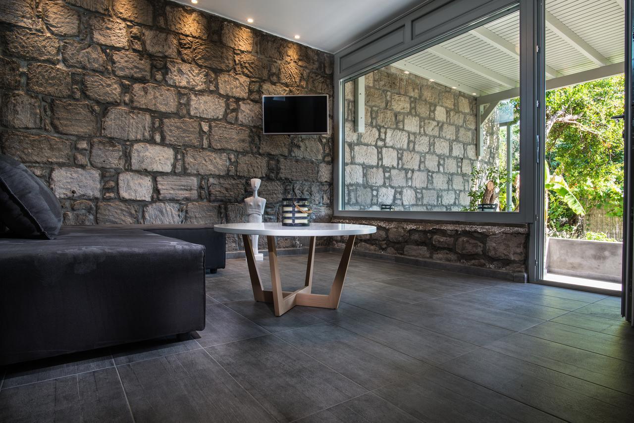 Aparthotel Melagrana à Adámas Extérieur photo